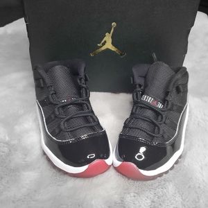 Jordan 11 Retro Bred
